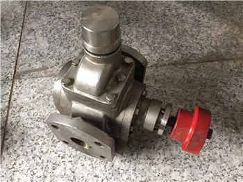 圆弧齿轮油泵--YCB不锈钢齿轮油泵