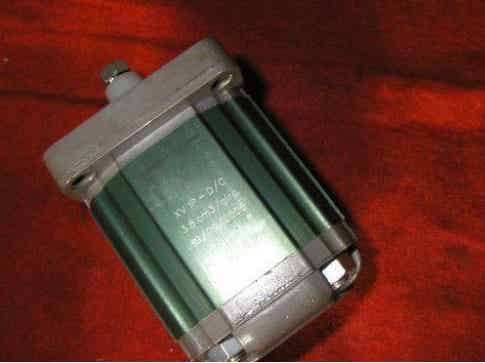 代理意大利VIVOIL马达