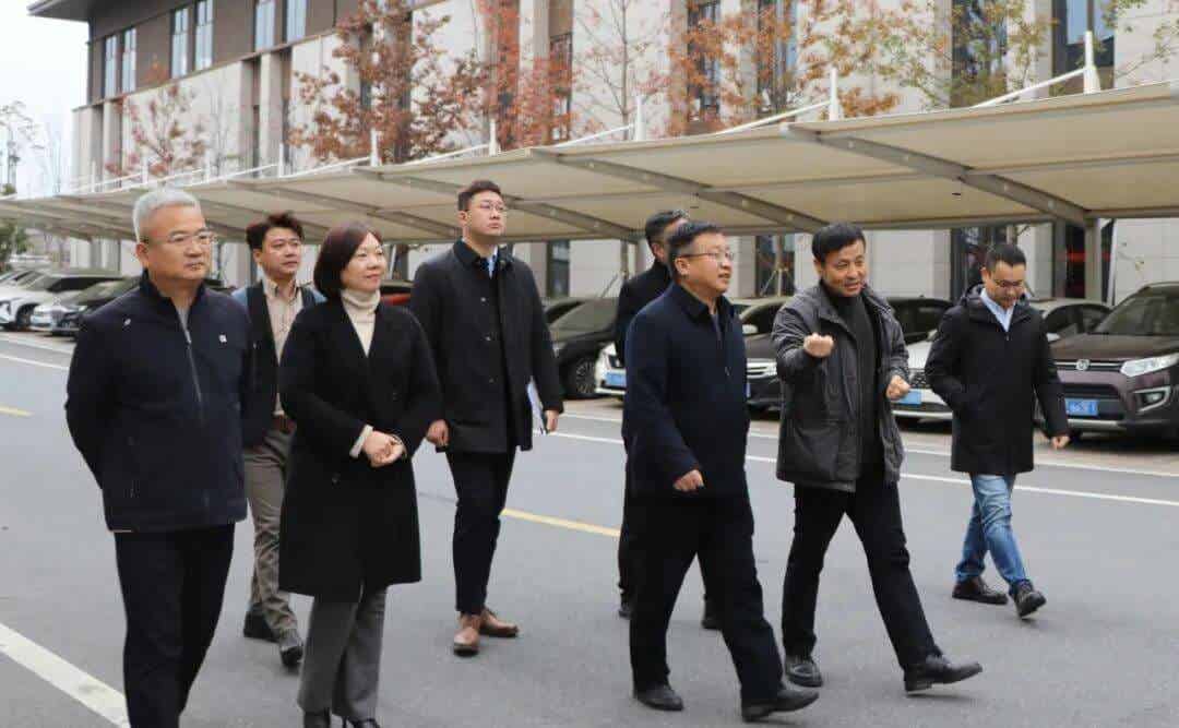 耐普矿机与黑猫股份签署战略合作协议